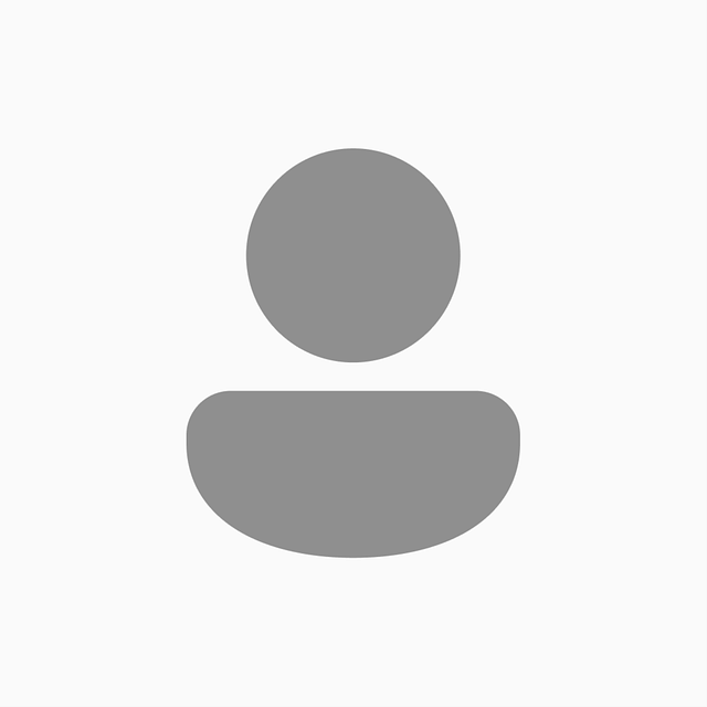 display picture of Elijah Modiba